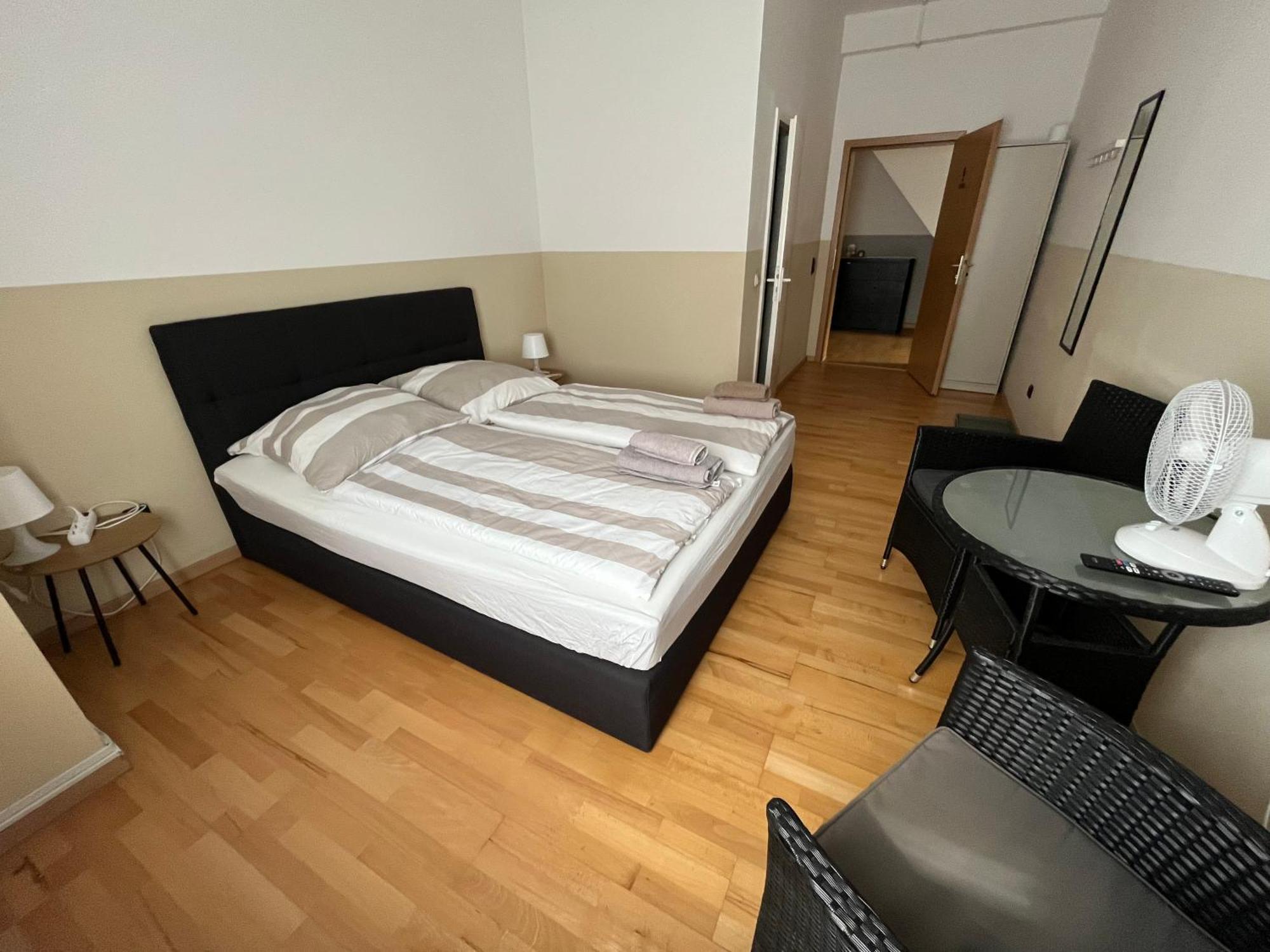 Doppelzimmer Mit Bad-Tv- 9 Meine Zewnętrze zdjęcie